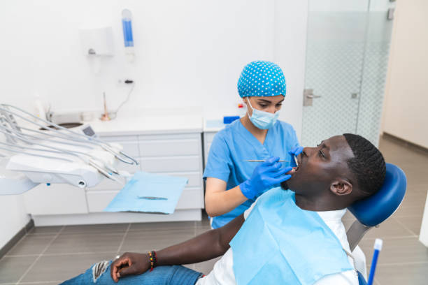 Best Emergency Dentist for Knocked-Out Tooth in Eggertsville, NY